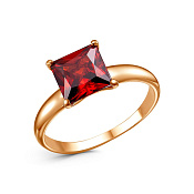 Кольцо из золоченого серебра с фианитом