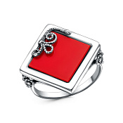 Кольцо геометрическое ажурное из серебра с иск. кораллом