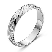 Обручальное кольцо из серебра с алмазной гранью
